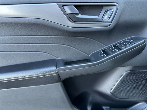 Certified 2023 Ford Escape Active image 11