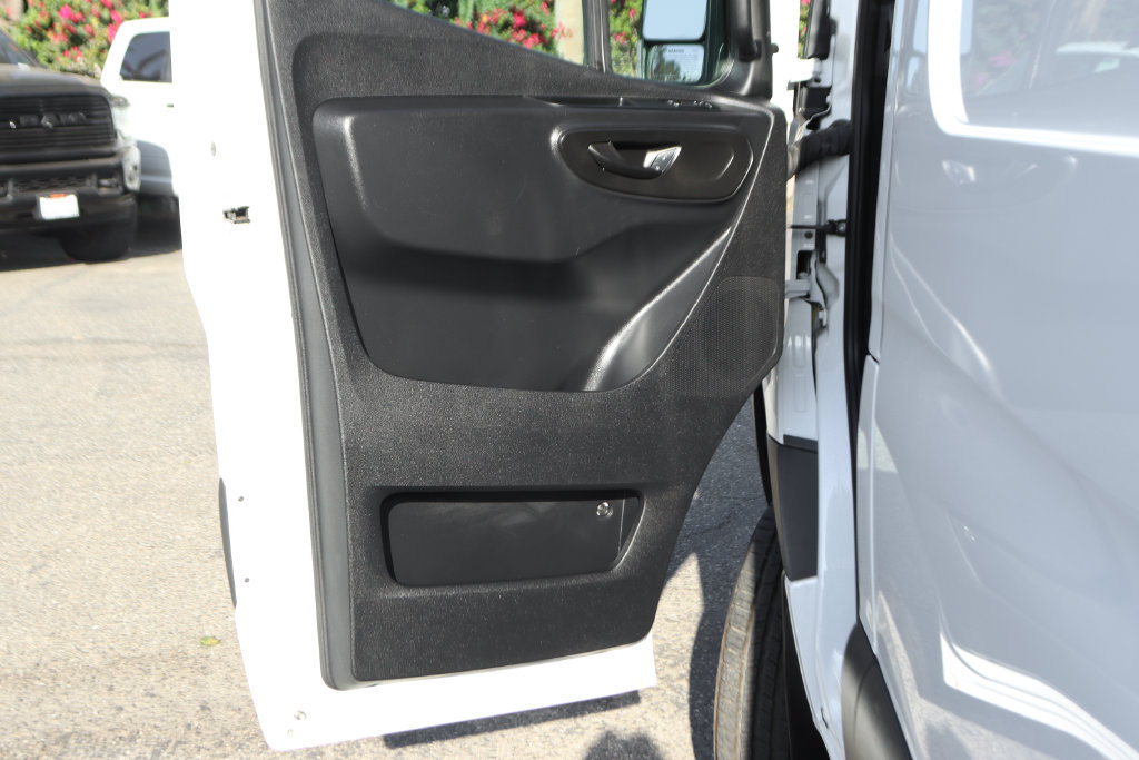 Used 2023 Mercedes-Benz Sprinter 2500 w/ Acoustic Package image 19