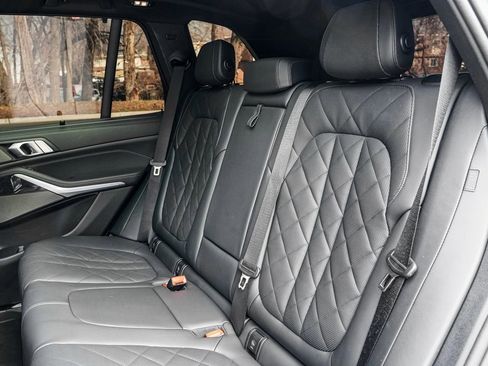 Used 2026 BMW X5 xDrive40i w/ Executive Package image 18