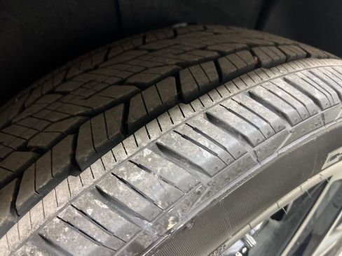 New 2026 Chevrolet Traverse RS w/ LPO, Floor Liner Package image 44