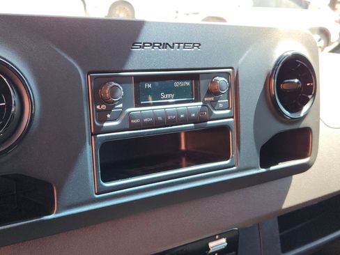 New 2025 Mercedes-Benz Sprinter 2500 image 19