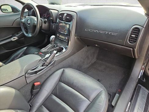 Used 2011 Chevrolet Corvette Coupe w/ 1LT image 19