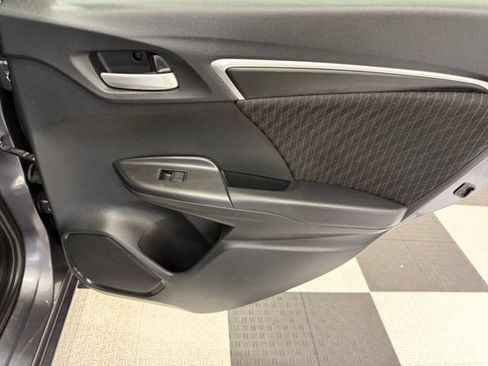 Used 2019 Honda Fit EX image 24