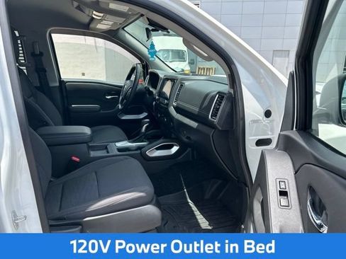Used 2024 Nissan Frontier SV w/ Hardbody Edition AWD/4WD image 12