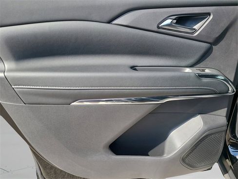 New 2026 Chevrolet Traverse LT w/ Driver Confidence Package image 28