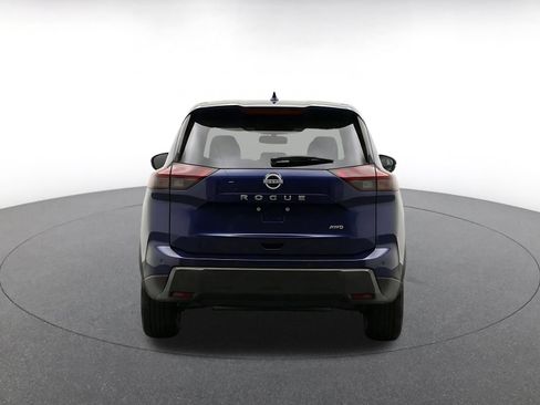 Used 2025 Nissan Rogue SV FWD image 8