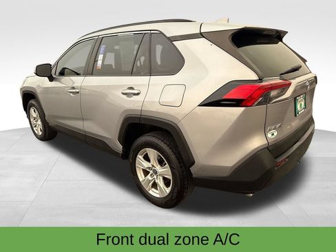Used 2021 Toyota RAV4 XLE AWD/4WD image 5