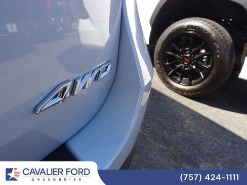 Used 2026 Ford Explorer Active w/ Active Comfort Package AWD/4WD image 18