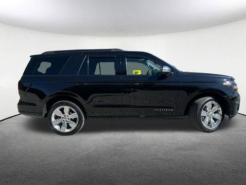 Certified 2024 Ford Expedition Platinum AWD/4WD image 16