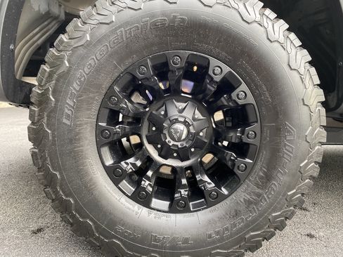 Used 2023 Ford F150 Raptor AWD/4WD image 50