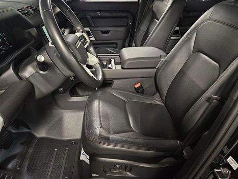 Used 2024 Land Rover Defender 110 S image 16