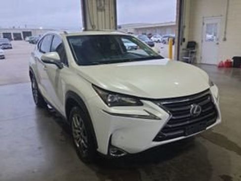 Used 2016 Lexus NX 200t FWD w/ Luxury Package image 3
