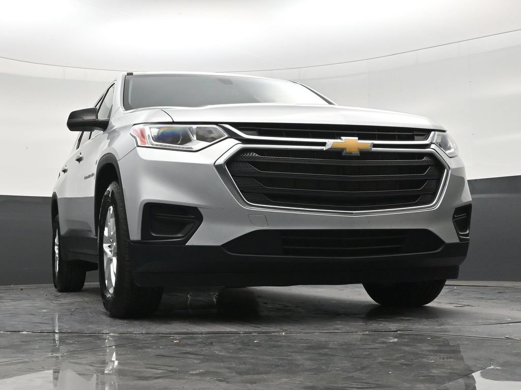 Used 2021 Chevrolet Traverse LS FWD image 25