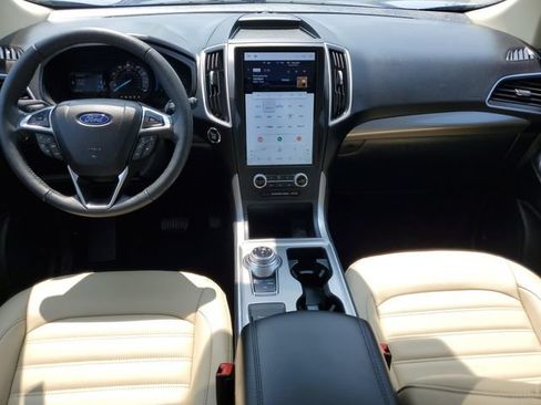 Certified 2024 Ford Edge SEL w/ Convenience Package AWD/4WD image 30