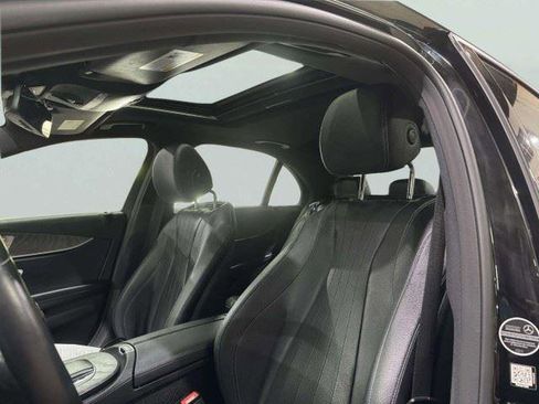 Used 2021 Mercedes-Benz E 350 4MATIC Sedan image 18