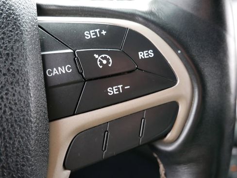 Used 2017 Jeep Grand Cherokee Limited w/ Trailer Tow Group IV image 25