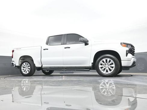 Used 2025 Chevrolet Silverado 1500 Custom AWD/4WD image 54