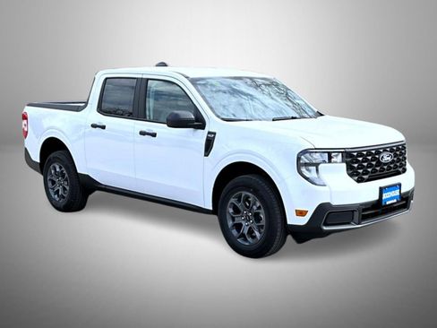 New 2026 Ford Maverick XLT FWD image 3