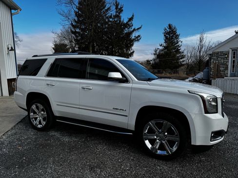 Used 2018 GMC Yukon Denali w/ Open Road Package image 4