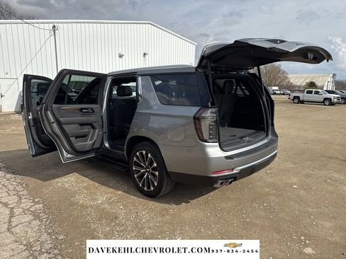 Used 2025 Chevrolet Tahoe High Country image 30