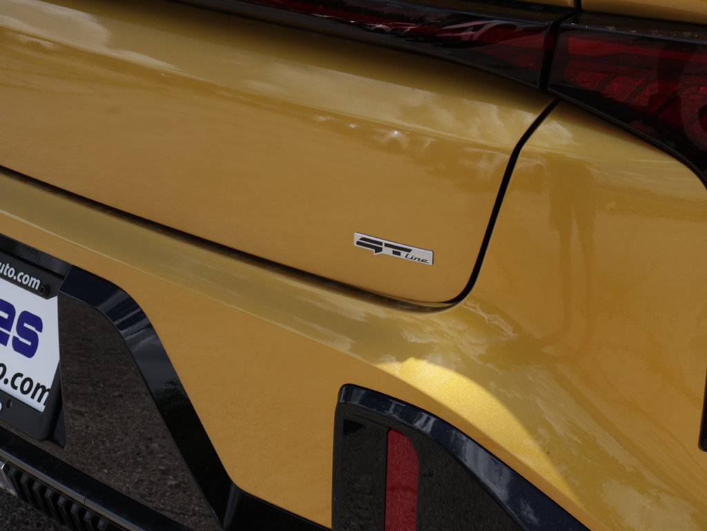 New 2026 Kia K4 GT-Line w/ GT-Line Premium Package FWD image 8