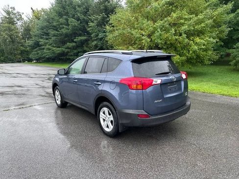 Used 2014 Toyota RAV4 XLE AWD/4WD image 5