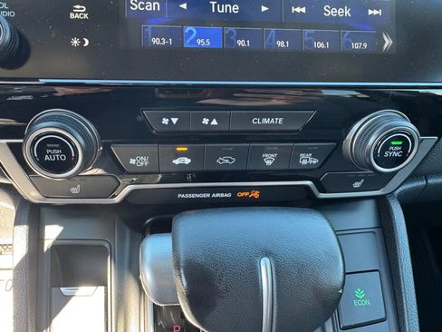 Used 2019 Honda CR-V Touring image 23