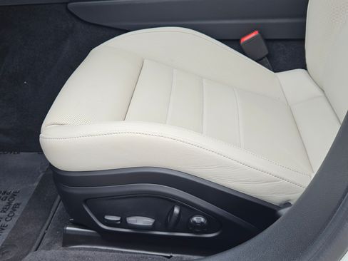 Used 2024 Porsche Panamera 4 AWD/4WD image 23