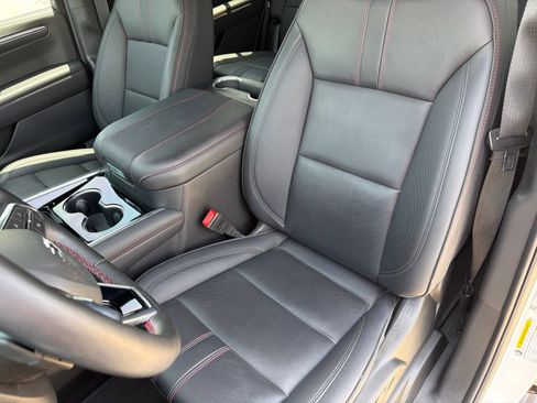 Used 2025 Chevrolet Tahoe RST w/ Comfort Package RWD image 23