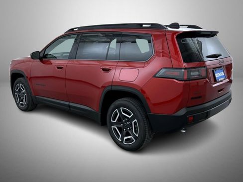 New 2026 Jeep Cherokee Laredo image 7