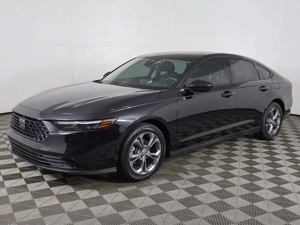 Used 2024 Honda Accord EX image 8
