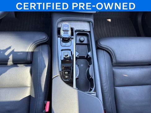 Certified 2024 Volvo XC90 B6 Ultimate w/ Protection Package Premier AWD/4WD image 24
