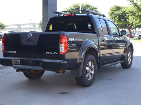 Used 2011 Nissan Frontier PRO-4X w/ Pro-4x Luxury Pkg AWD/4WD image 3