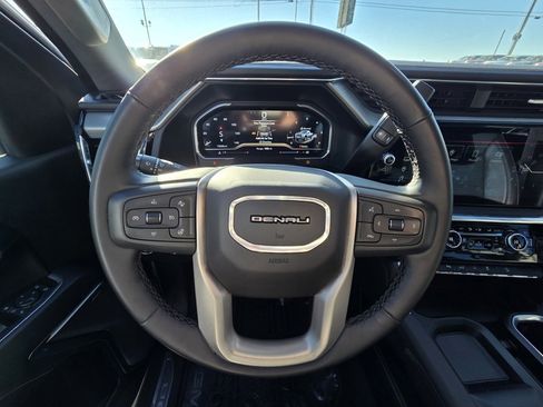 Used 2025 GMC Sierra 2500 Denali w/ Denali Reserve Package image 14