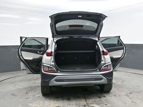 Used 2022 Hyundai Kona Limited image 46