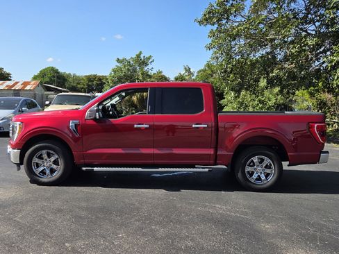 Used 2022 Ford F150 XLT w/ Equipment Group 302A High RWD image 2