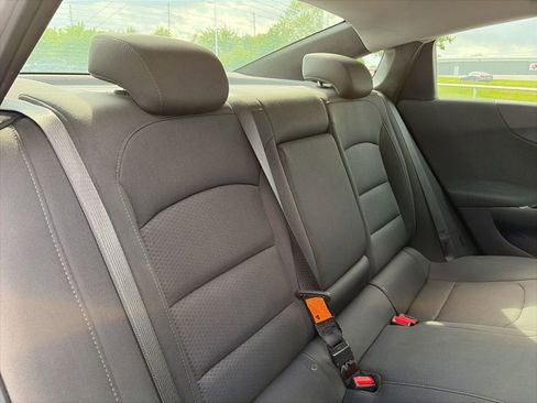 Used 2016 Chevrolet Malibu LT FWD image 30