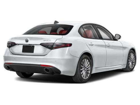 Used 2024 Alfa Romeo Giulia Ti w/ Active Assist Plus Package RWD image 2