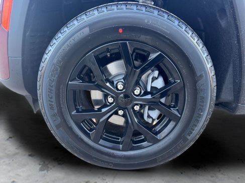 New 2026 Jeep Grand Cherokee Altitude AWD/4WD image 14