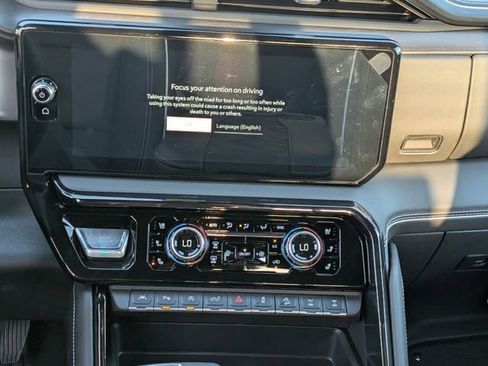 New 2026 GMC Sierra 1500 AT4X AWD/4WD image 11