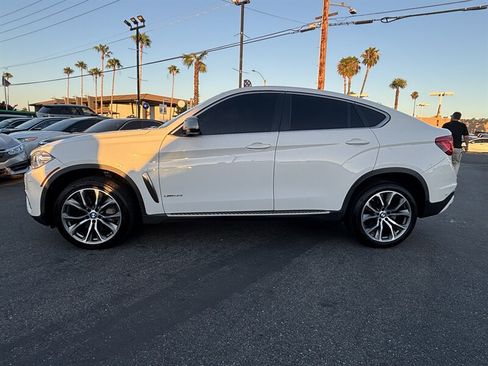 Used 2016 BMW X6 xDrive50i w/ Executive Package AWD/4WD image 3