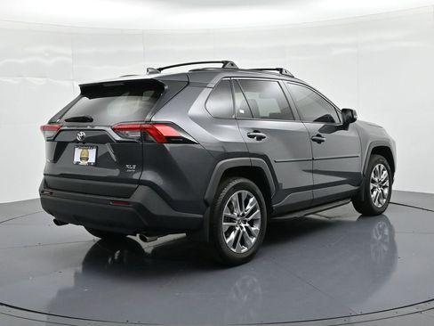 Used 2023 Toyota RAV4 XLE Premium AWD/4WD image 6