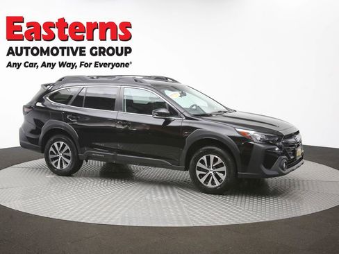 Used 2023 Subaru Outback Premium AWD/4WD image 47