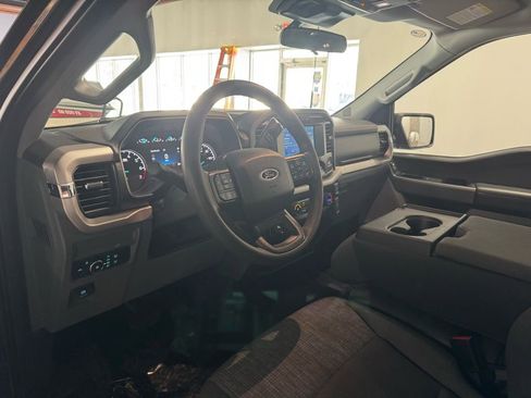 Used 2023 Ford F150 XLT w/ Trailer Tow Package image 11