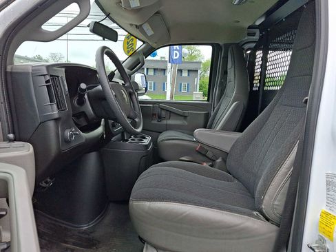 Used 2024 Chevrolet Express 2500 w/ Driver Convenience Package RWD image 13