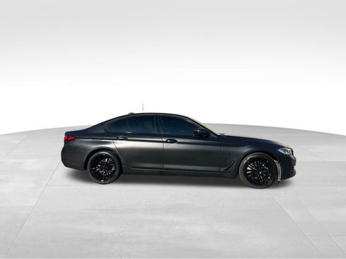 Used 2021 BMW 530i w/ Premium Package image 6