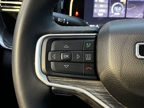 Used 2022 Jeep Wagoneer Series III w/ Premium Group I image 21