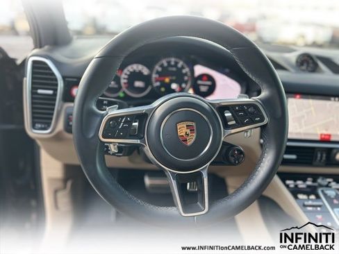 Used 2019 Porsche Cayenne S image 15