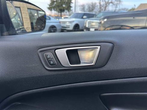 Used 2020 Ford EcoSport Titanium image 27