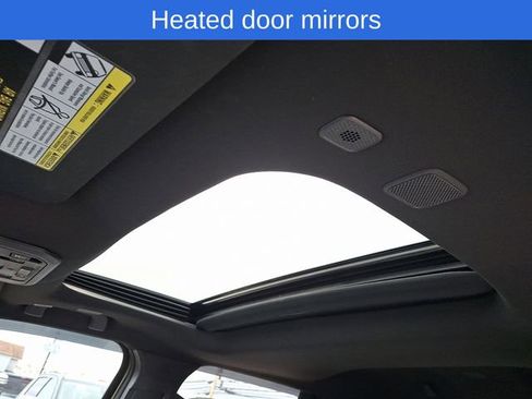 Used 2025 Toyota Tacoma Limited image 17